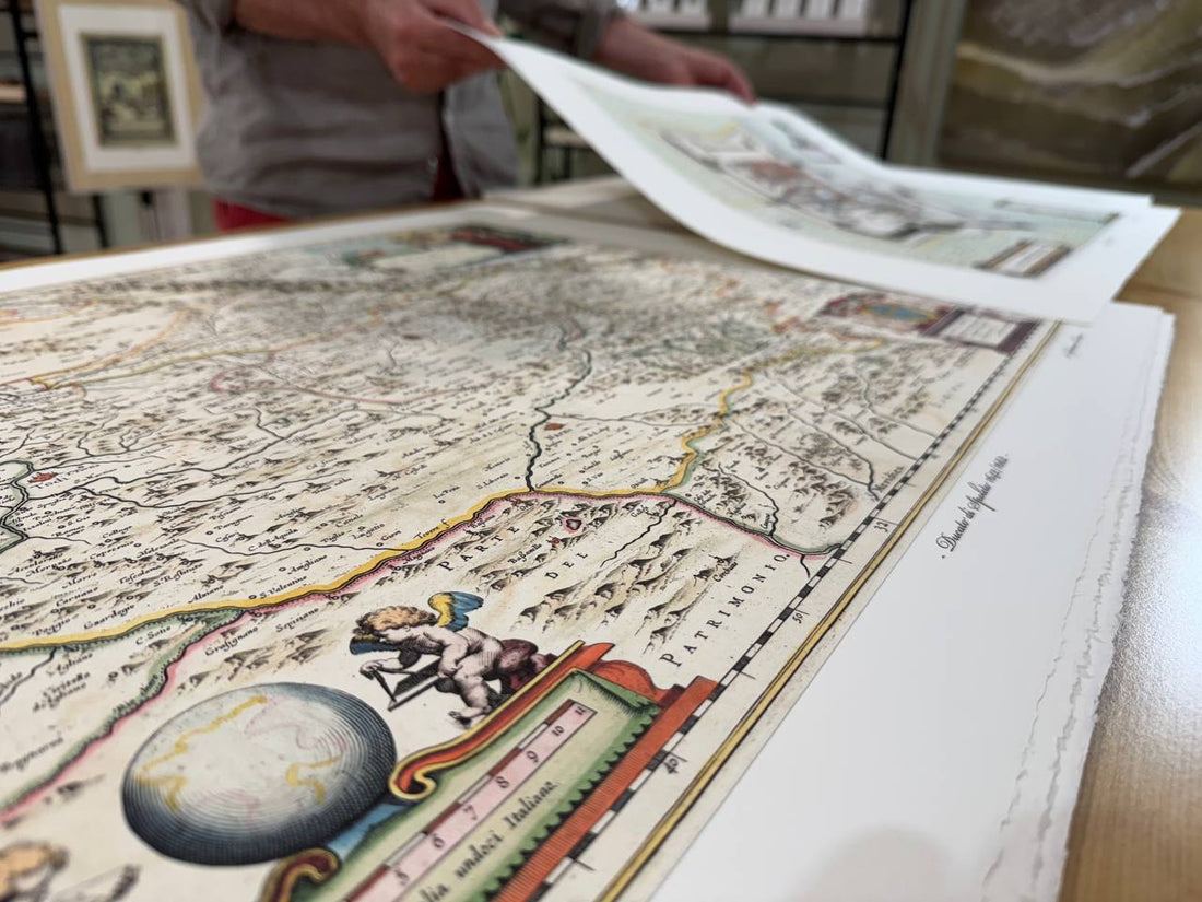 Un laboratorio nel cuore di Fabriano che custodisce Mappe Antiche